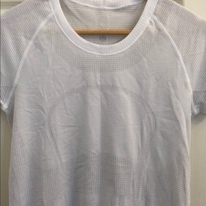 Swiftly tech short sleeve crew